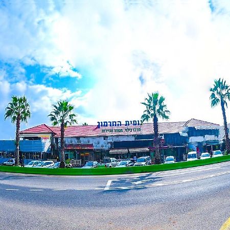 Мотель Magical In The Galilee Кирьят-Шмона Экстерьер фото